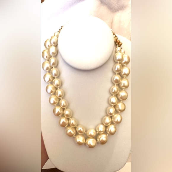 Carolee Original Necklace Romantic Faux Rich Double strand Pearl Necklace Unisex - Picture 4 of 11